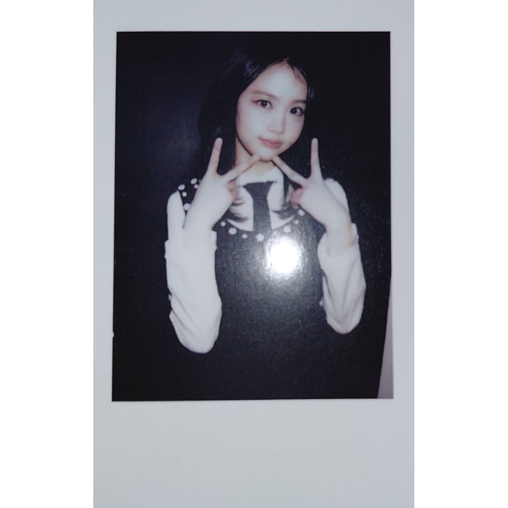 Official Polaroid Carmen Hearts2hearts H2H POB Starriver