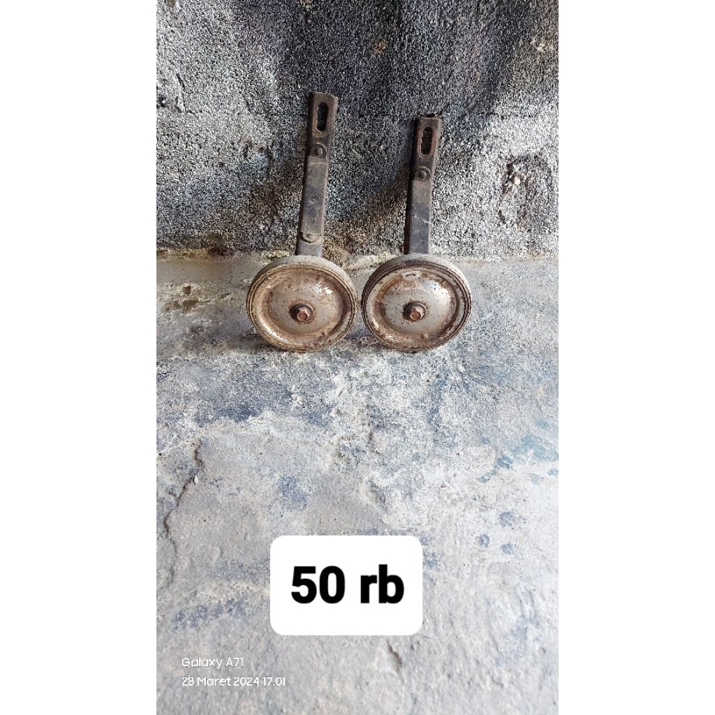 roda bantu sepeda anak2