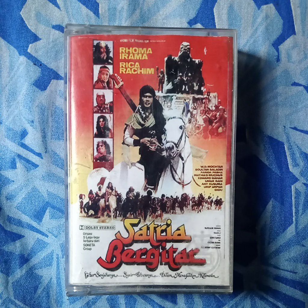 KASET PITA RHOMA IRAMA SATRIA BERGITAR