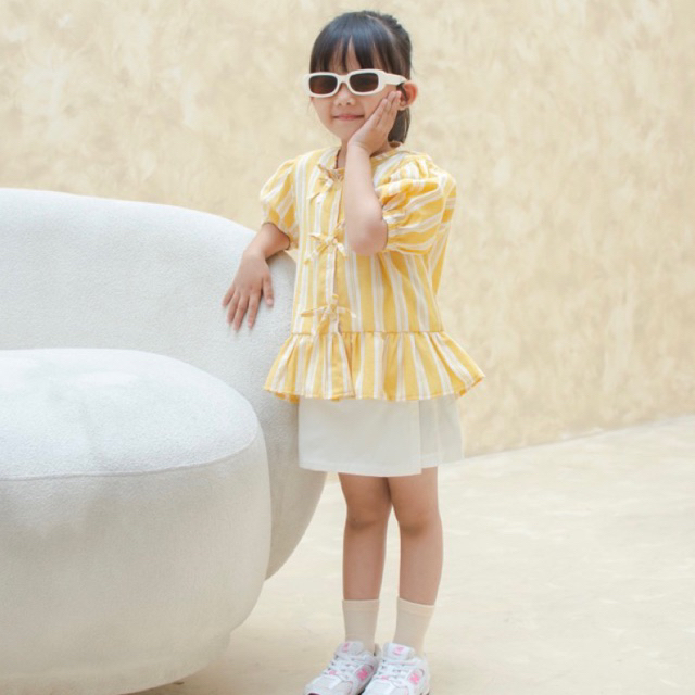 Oneset Salur Kuning Rok Celana anak perempuan