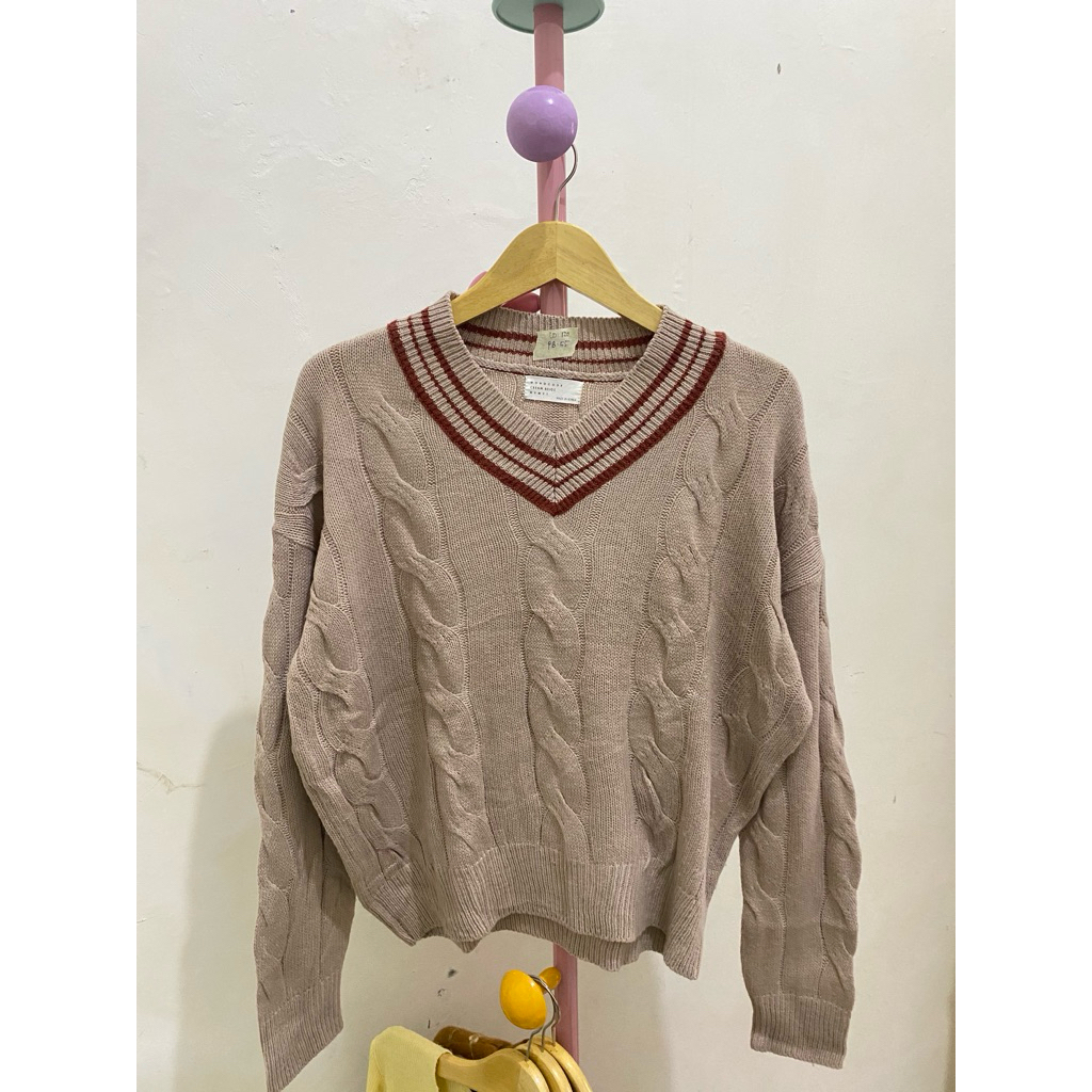 (PRELOVED) Rajut kepang