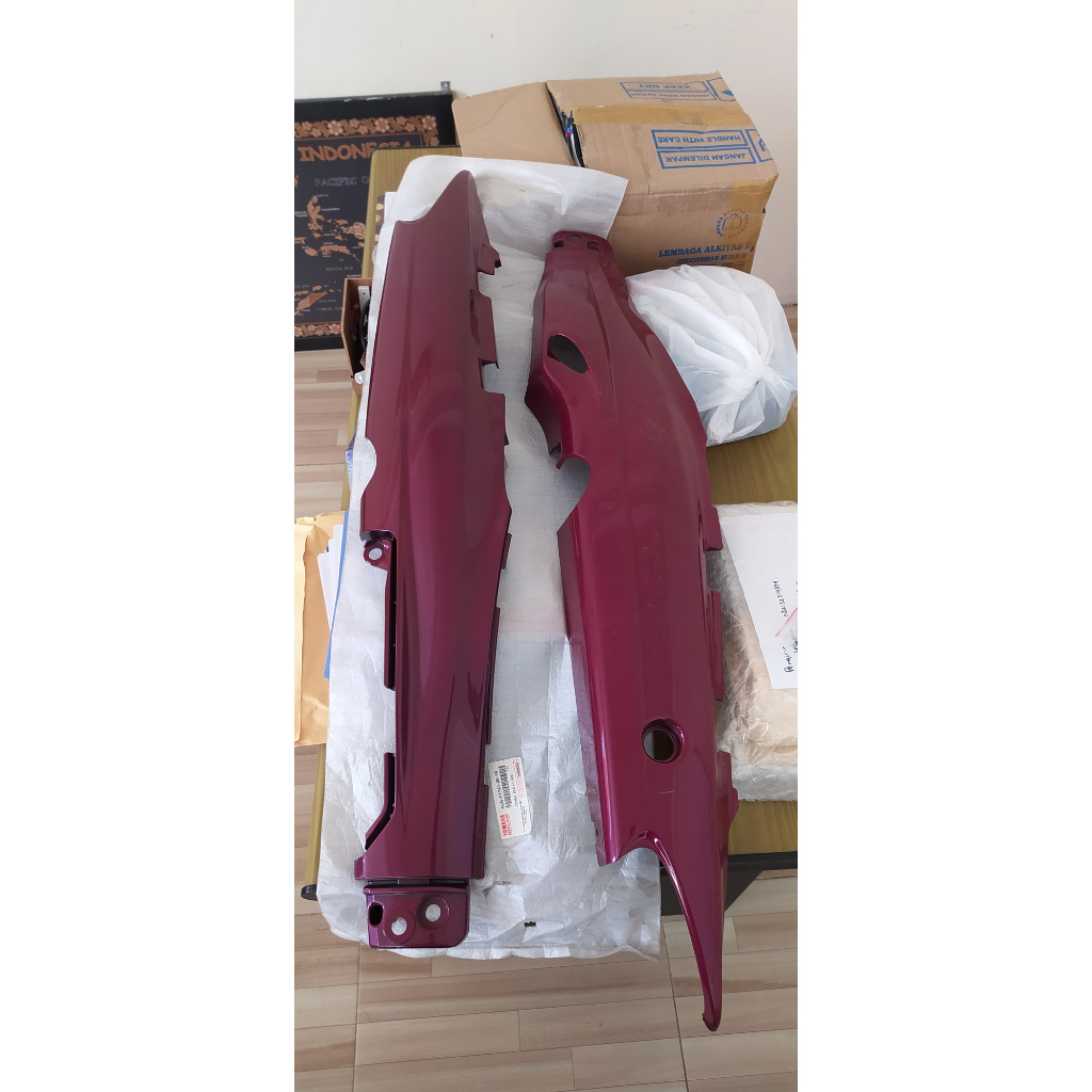 Cover Body Samping Yamaha Fizr Original warna Magenta