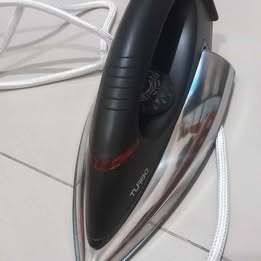 Setrika / Setrikaan / Gosokan merk turbo