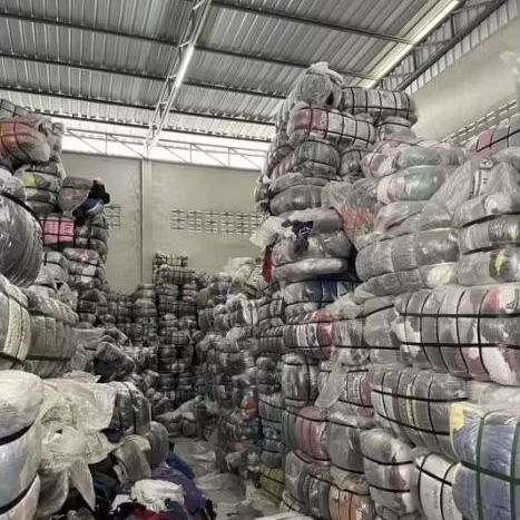 paket usaha ori, baju new bukan bekas, baju anak, dewasa cewek cowo, bisa di mix, di jamin berkualit