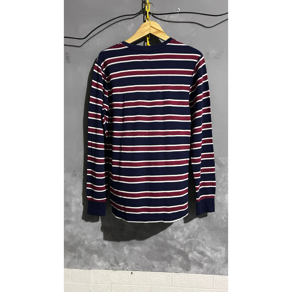 crewneck salur