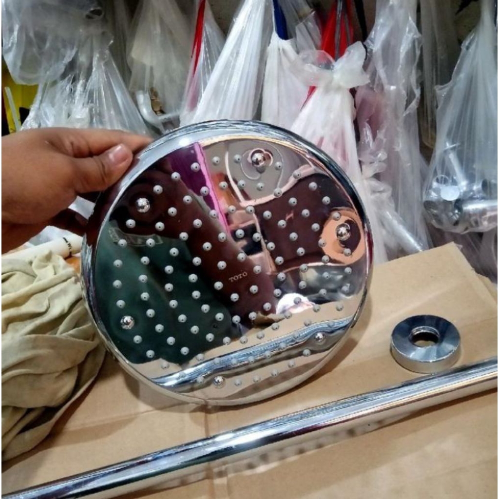 kran mandi tembok/kran mandi dinding TOTO TX288S(bekas)