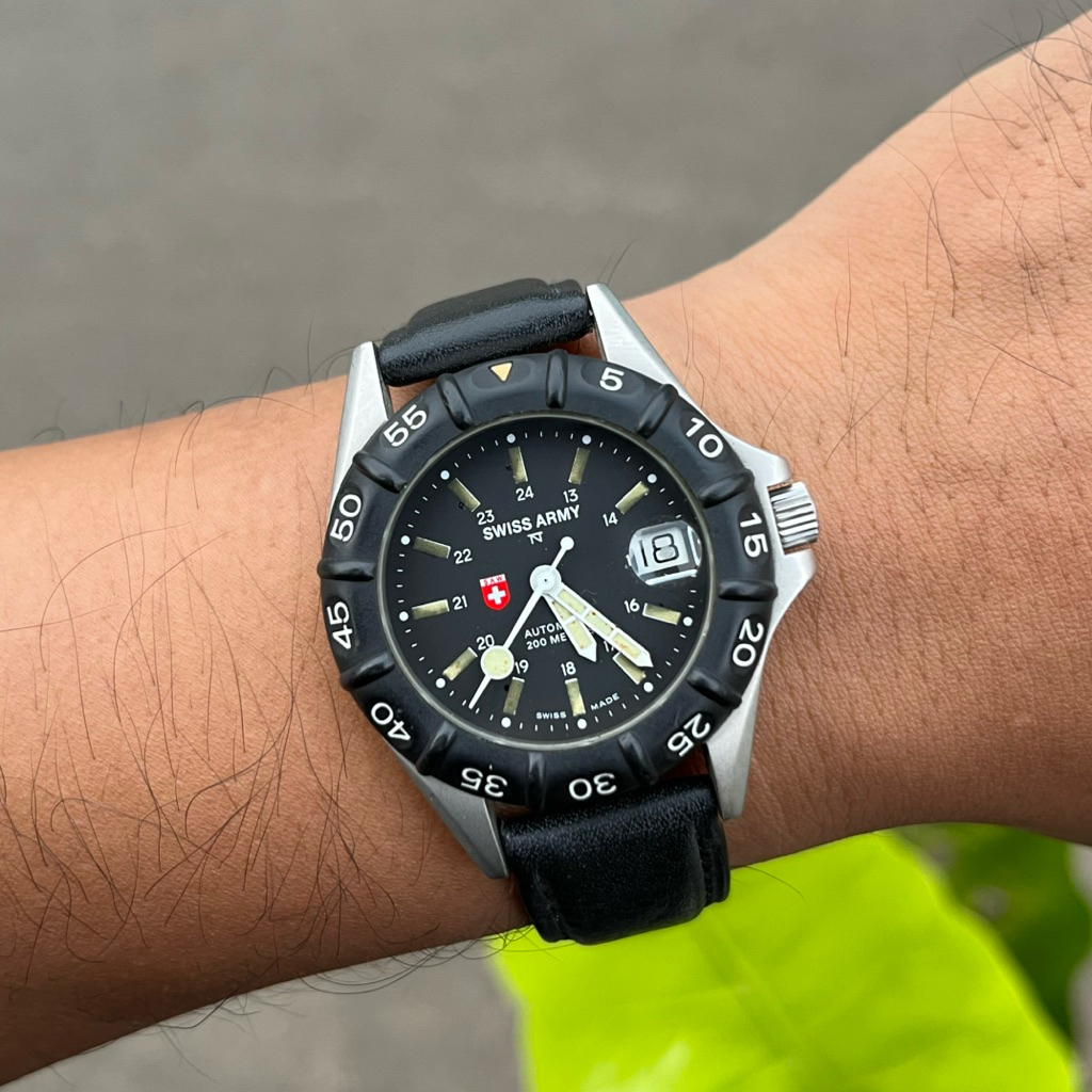 Jam Vintage Swiss SAW Military Automatic