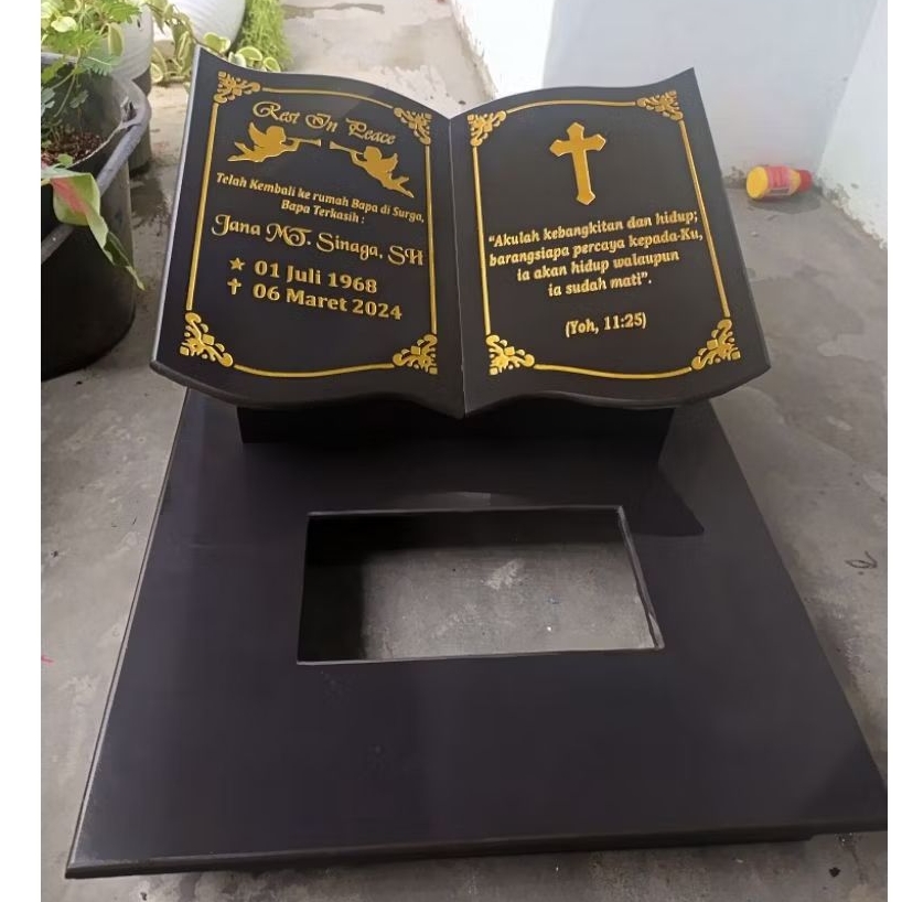 Batu nisan kristen buku coustume ukiran full 50*40 tabur bunga