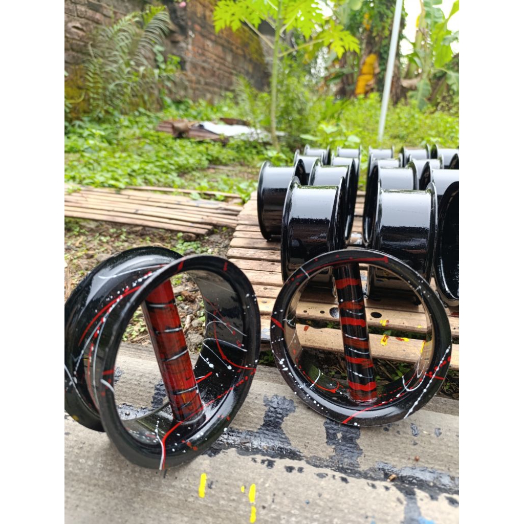 Bladu Layangan Racing Palang 1 Pipa 4 Inch – Motif Hitam Elegan keren monster ular