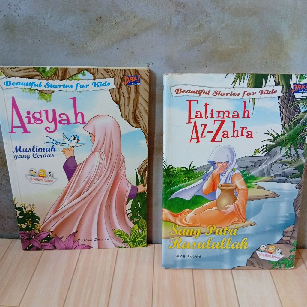 Buku anak kisah Fatimah az-Zahra dan aisyah
