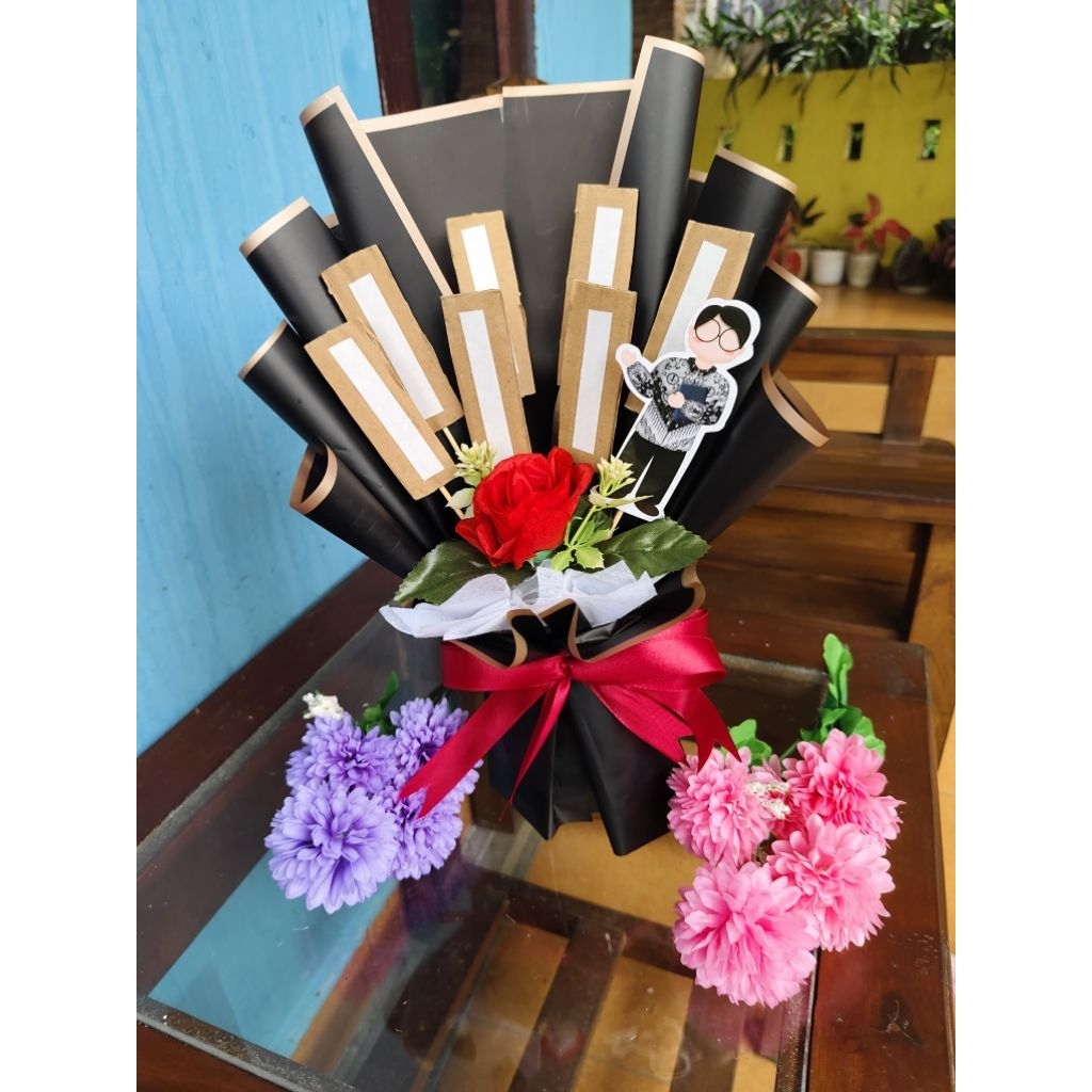 BUKET HARI GURU DENGAN WADAH SNACK/ KOPI/ FOTO/ TOPPER GURU LAKI-LAKI PRAKTIS TINGGAL ISI SENDIRI