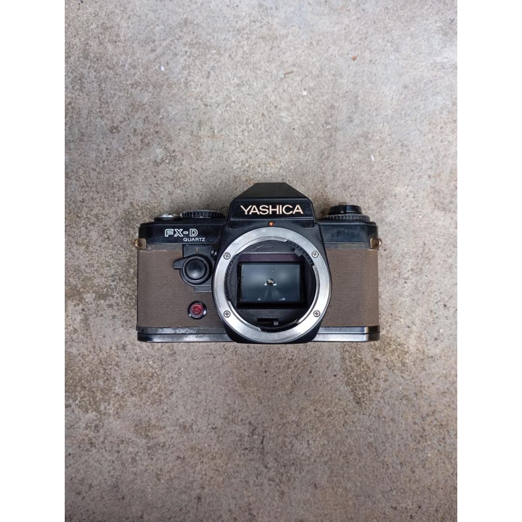 kamera film SLR Yashica FX-D Quartz BAHAN