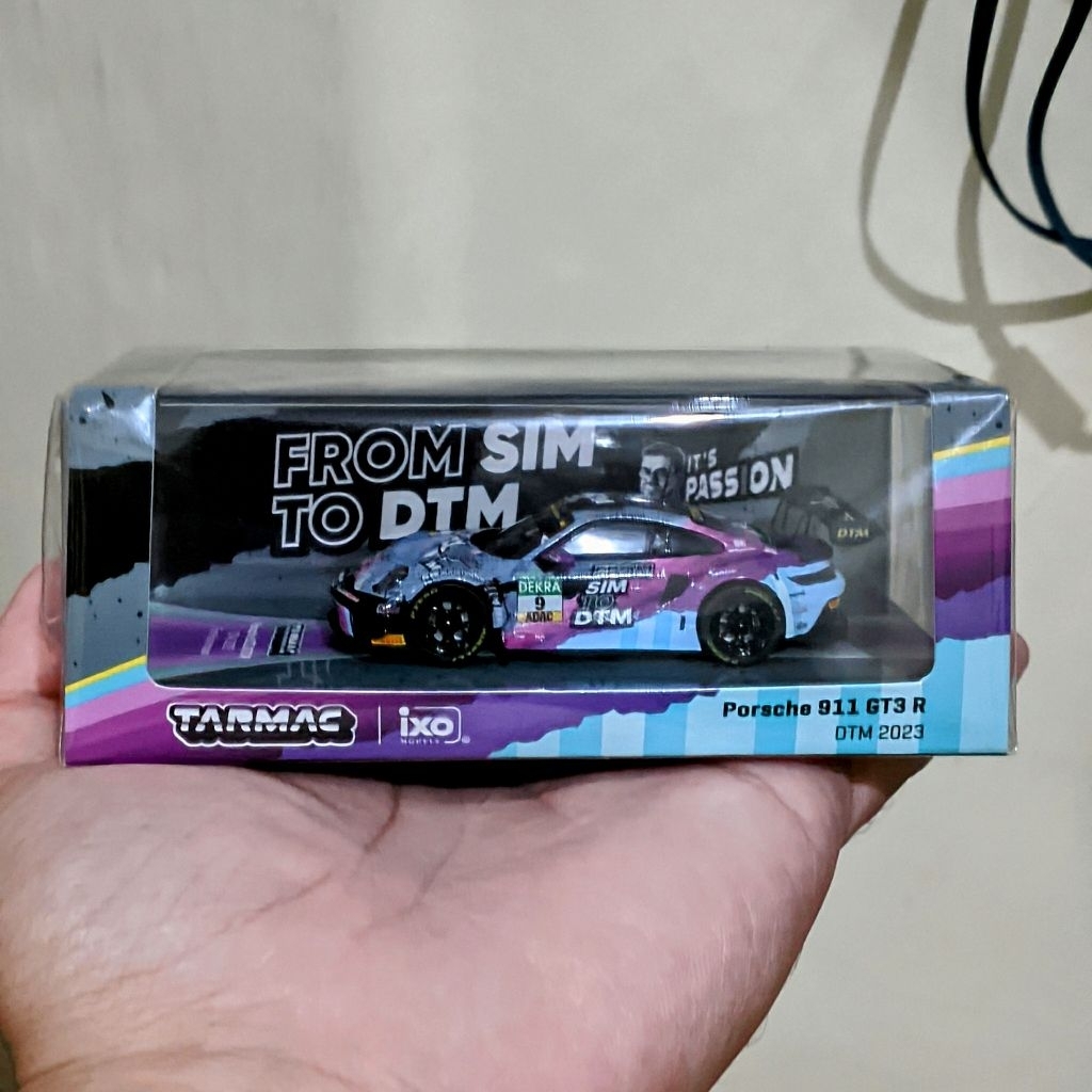 Tarmac 1/64 Porsche 911 GT3 R DTM 2023