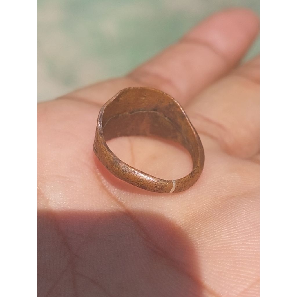 cincin antik lafaz Allah temuan tanah bugis bone.