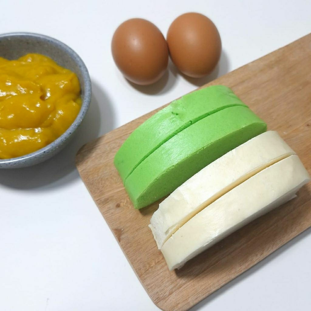 Roti Kukus Original Putih dan Roti Kukus Hijau Pandan Tanpa Selai Homemade Asli dan Murah