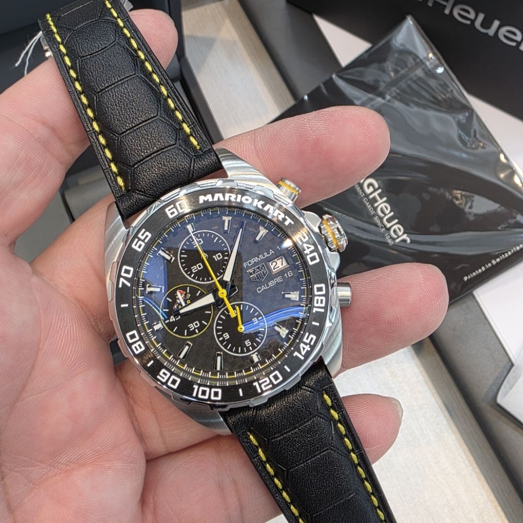JAM TANGAN PRIA TAG Heuer Formula 1 Chronograph Calibre 16 – Mario Kart Limited Edition