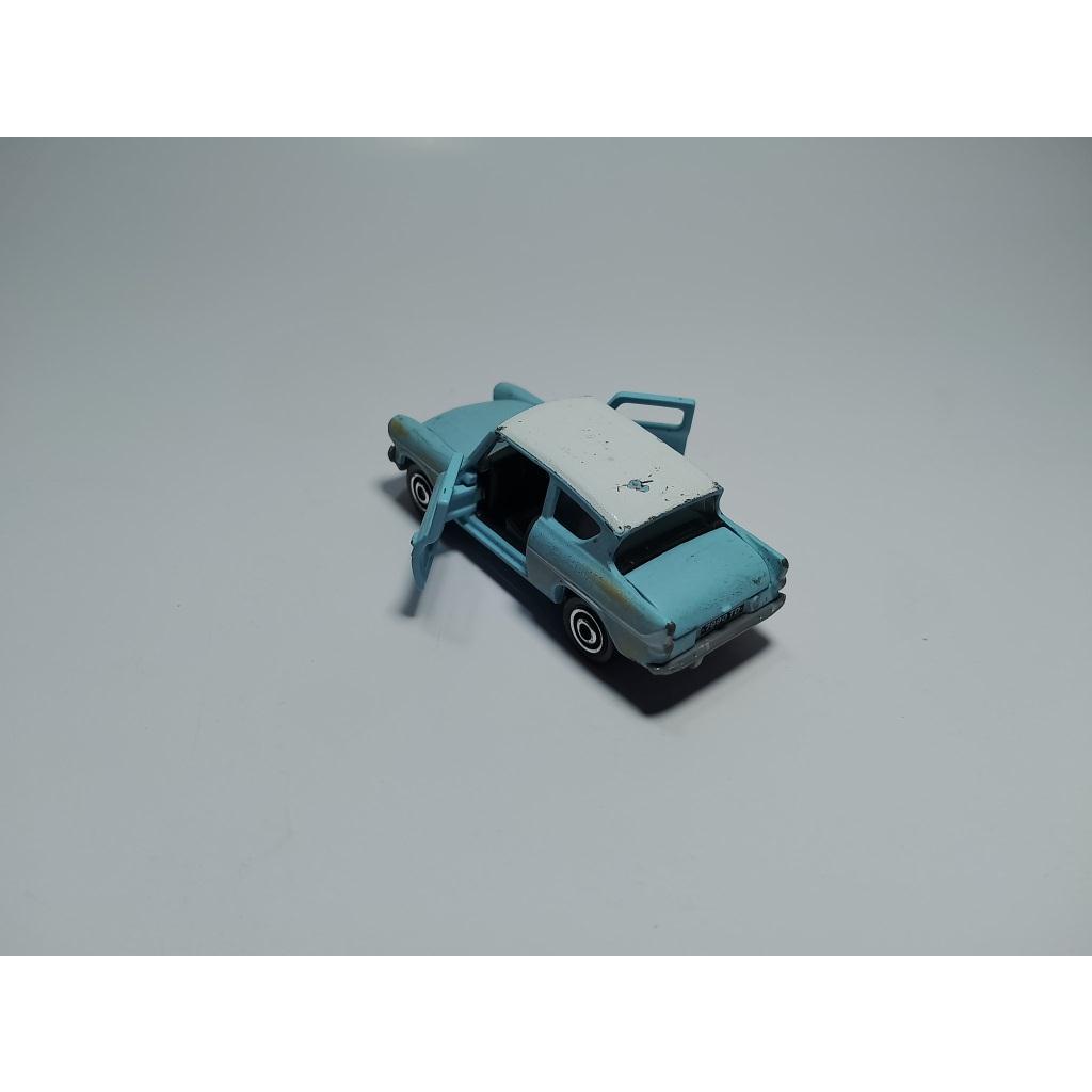 Harry Potter - 1962 Ford Anglia Diecast Biru Tosca Klasik dengan Pintu & Bagasi Bisa Dibuka Koleksi 
