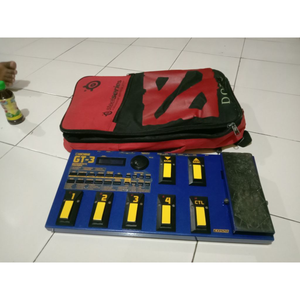 efek gitar boss gt3