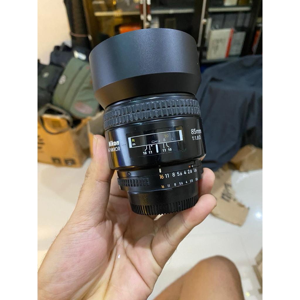 Nikon AFD 85mm f1.8