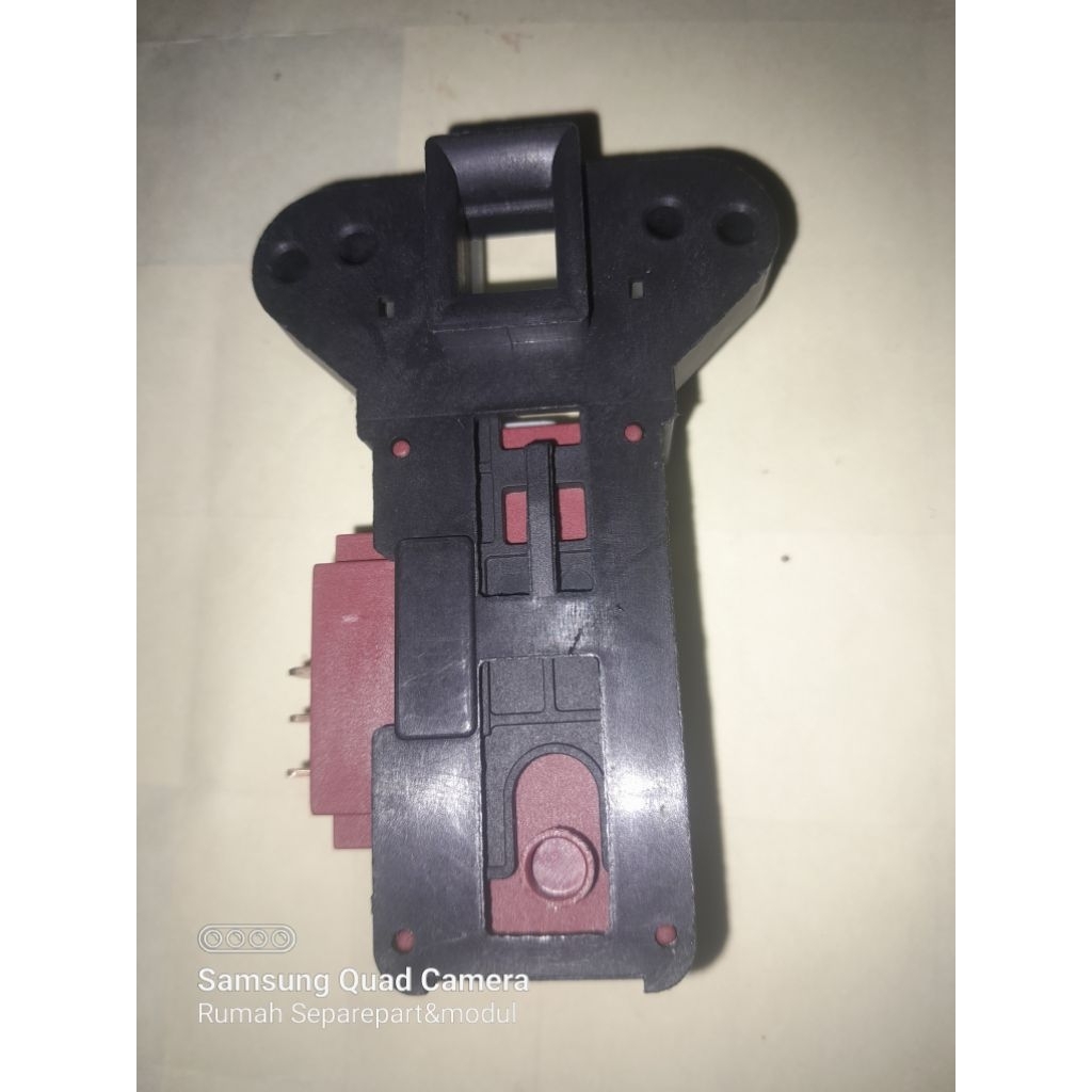 DOORLOCKMESINCUCI SHARP 1TABUNG