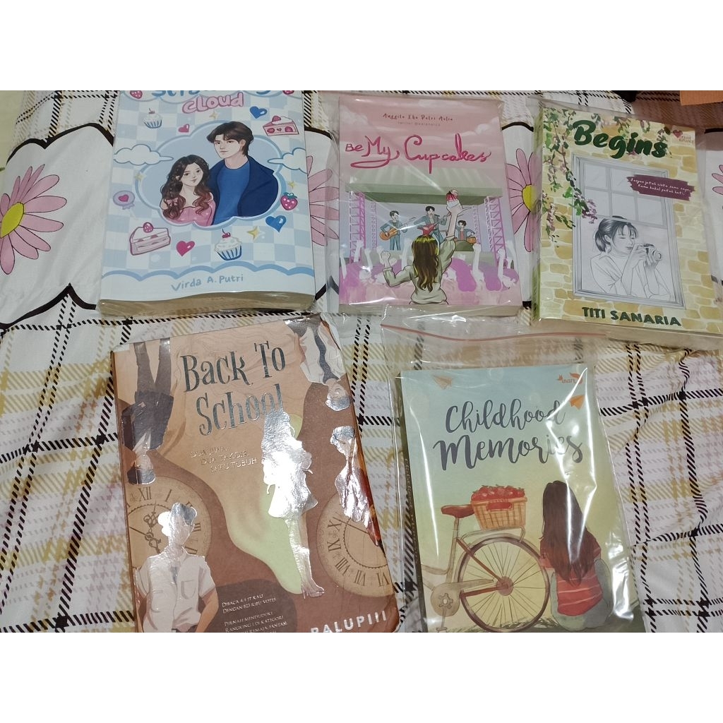 Novel Strawberry Cloud