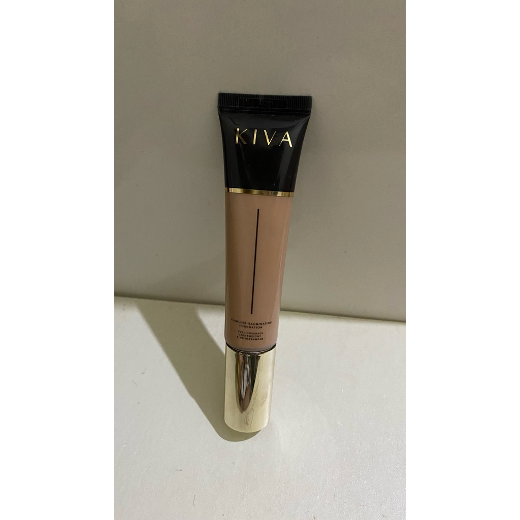 [Preloved] KIVA Flawless Illuminating Foundation - Liquid Foundation