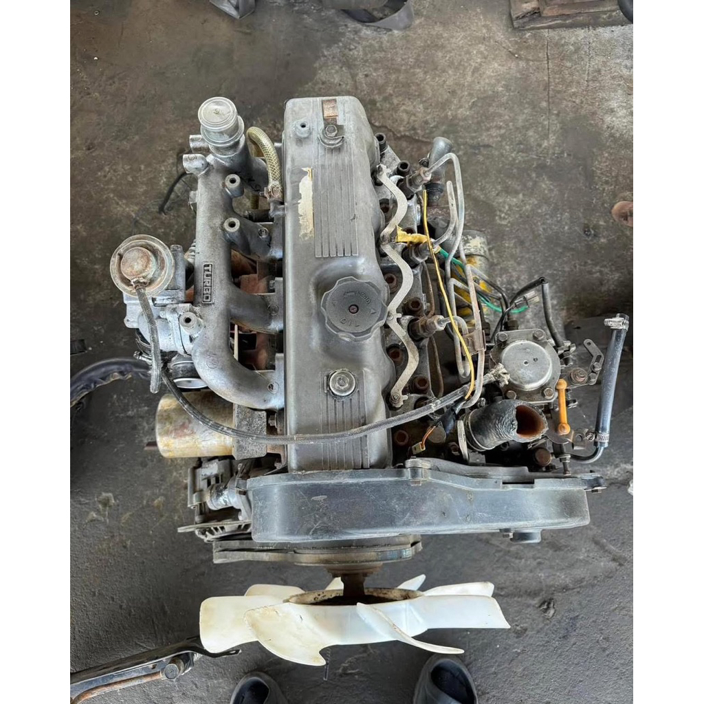 Engine Mesin Mitsubishi L300 Turbo 4D56