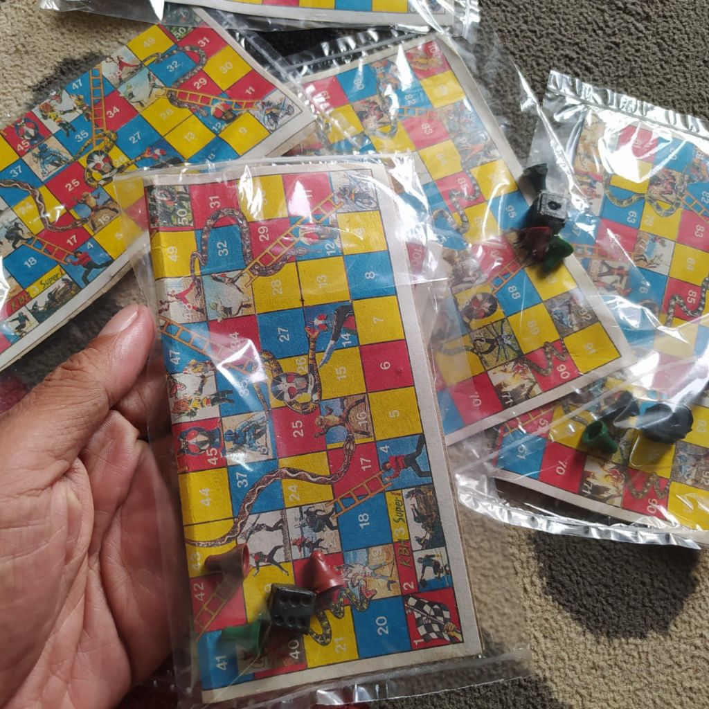 mainan jadul ular tangga