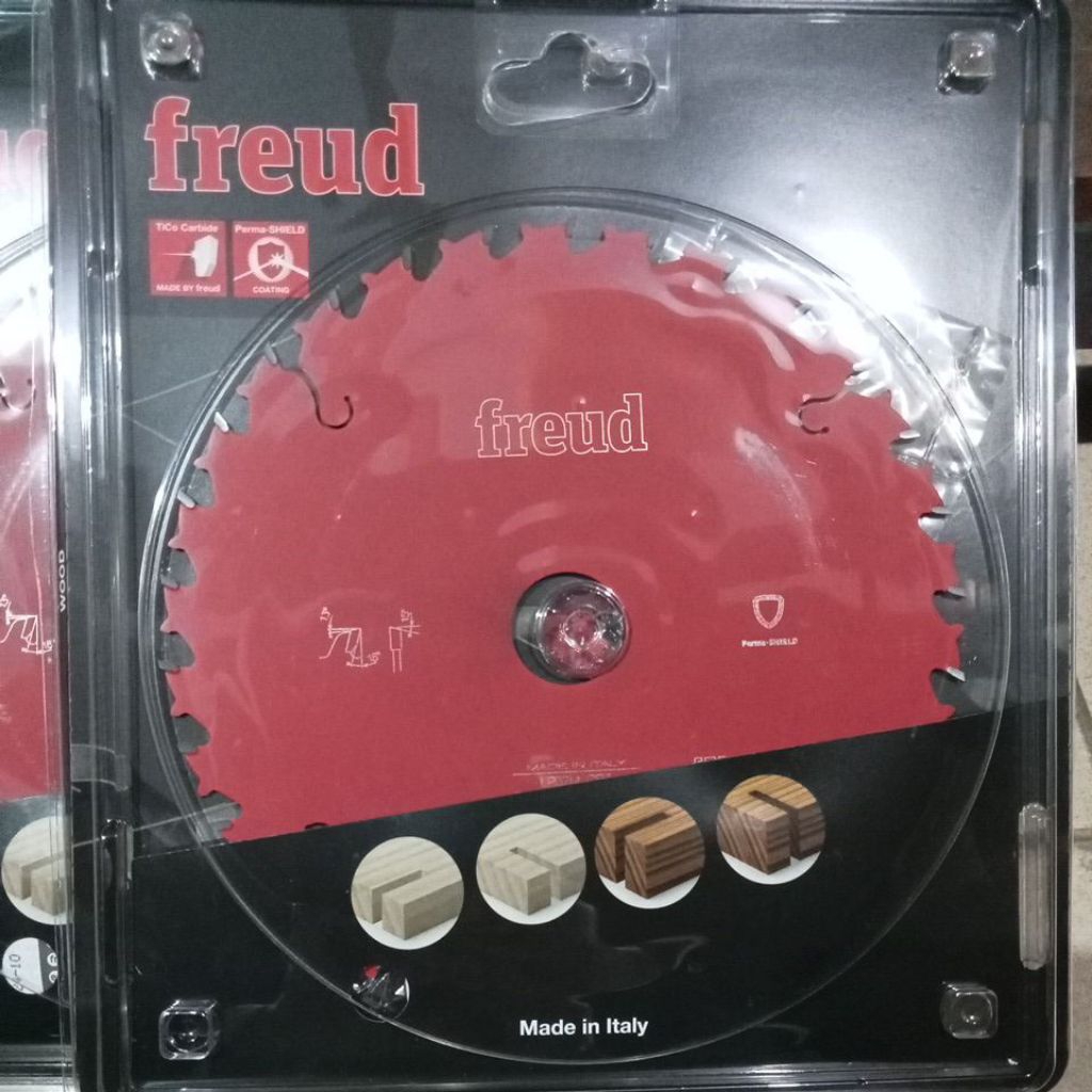 Circular saw Freud 7"mata 30 (182x1.7x25.4 Z = 30)LP32M-CR3