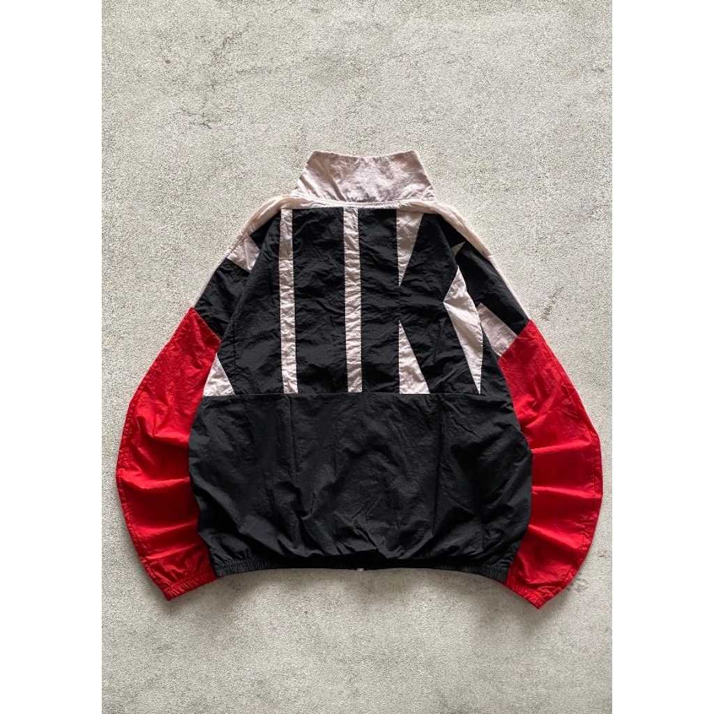 Nike Spellout Big Logo Windbreaker Jacket