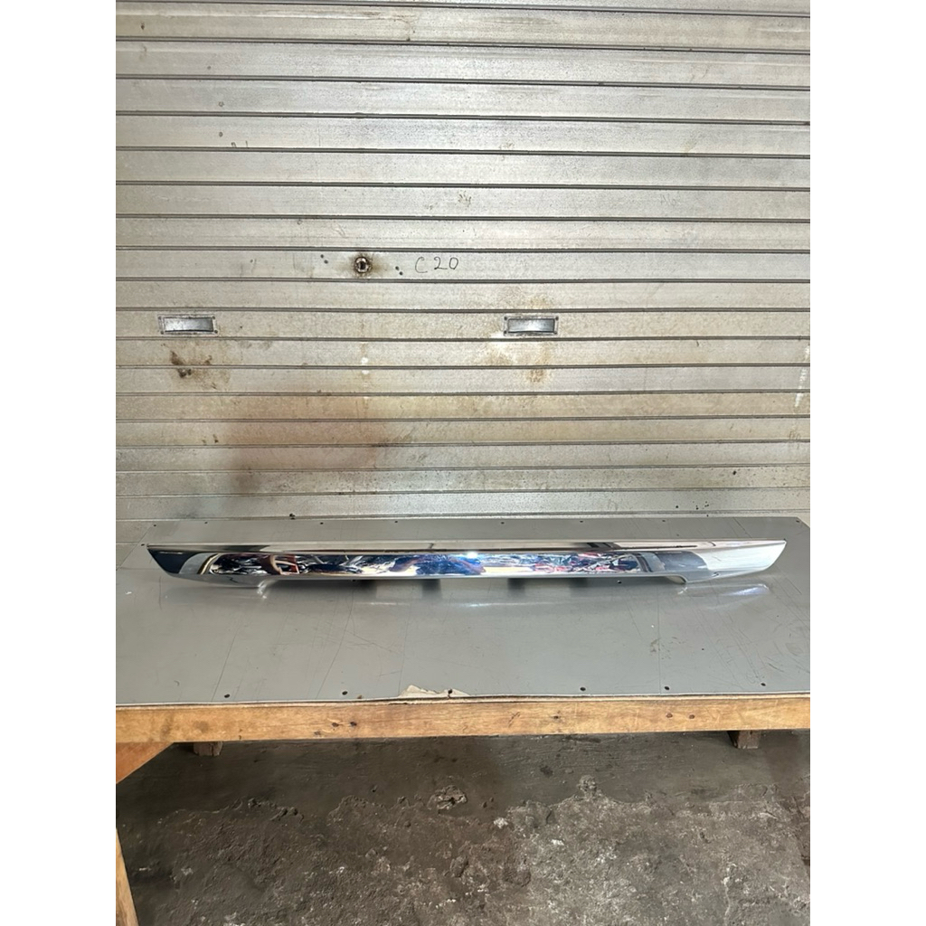 Trunklid List Chrome Bagasi Toyota Innova 2012-2015 Original