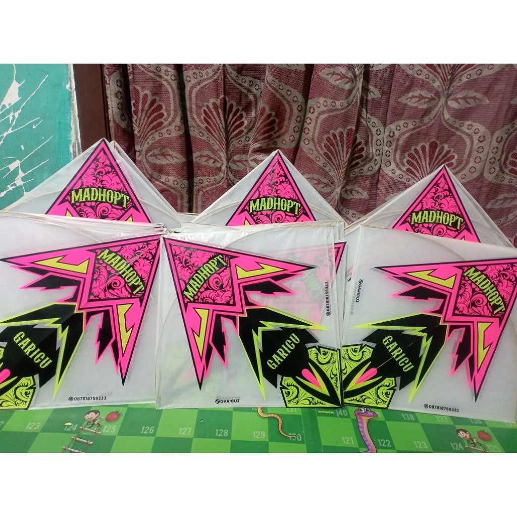 layangan Sukhoi super turnament full petung dan layangan Sukhoi super standar