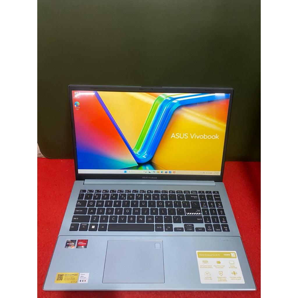 Asus vivobook 15 E1504FA Ryzen 5-7520u Ram 16 gb 512 gb fhd ips windows 11 original fullset 2027 res