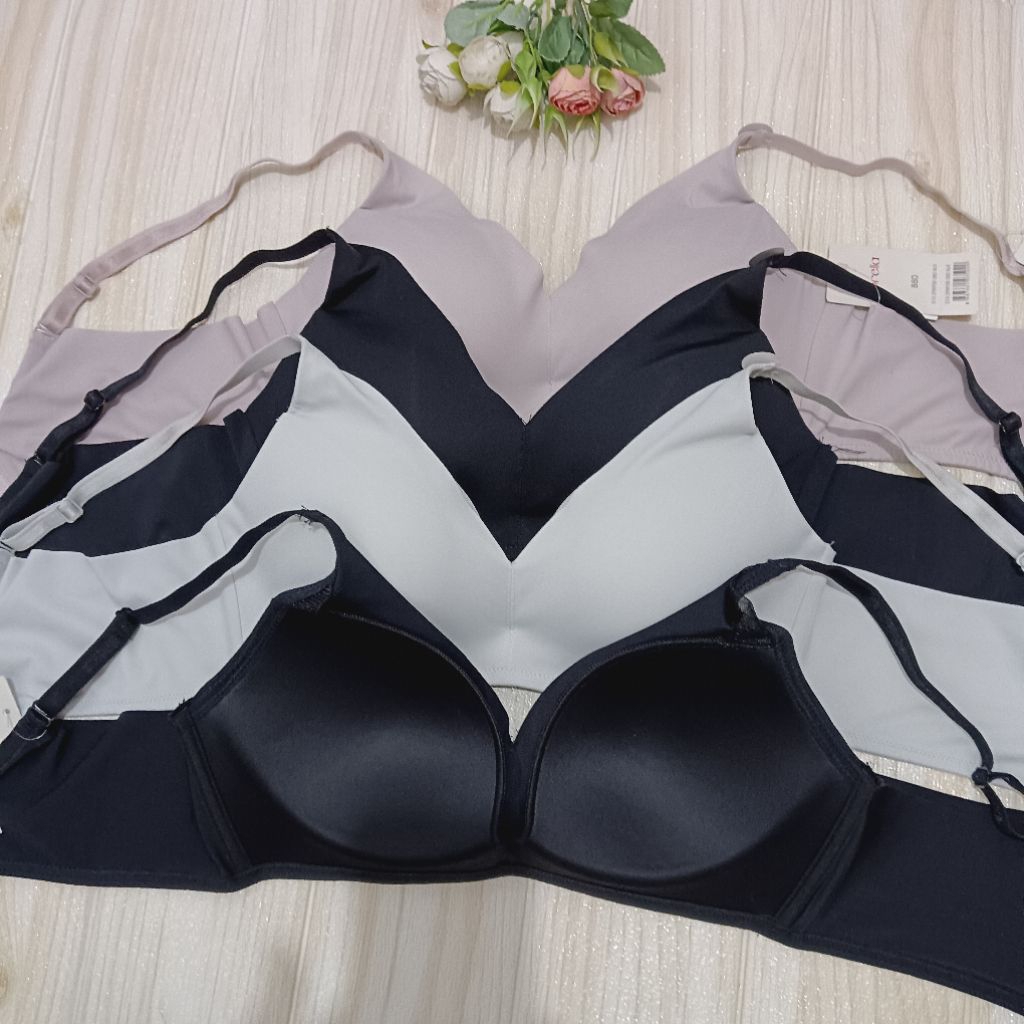 Sorella Bra tanpa kawat busa sedang size 36 B/c