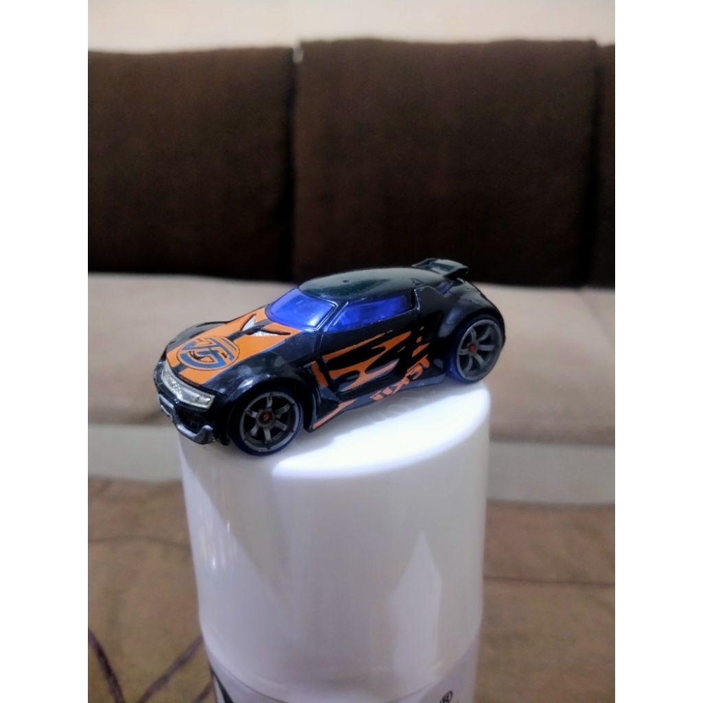 Hot Wheels Acceleracers High Voltage