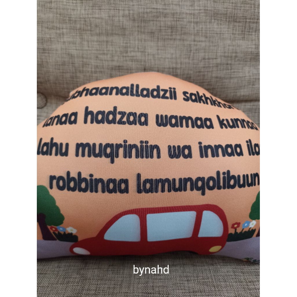 bantal mobil doa naik kendaraan