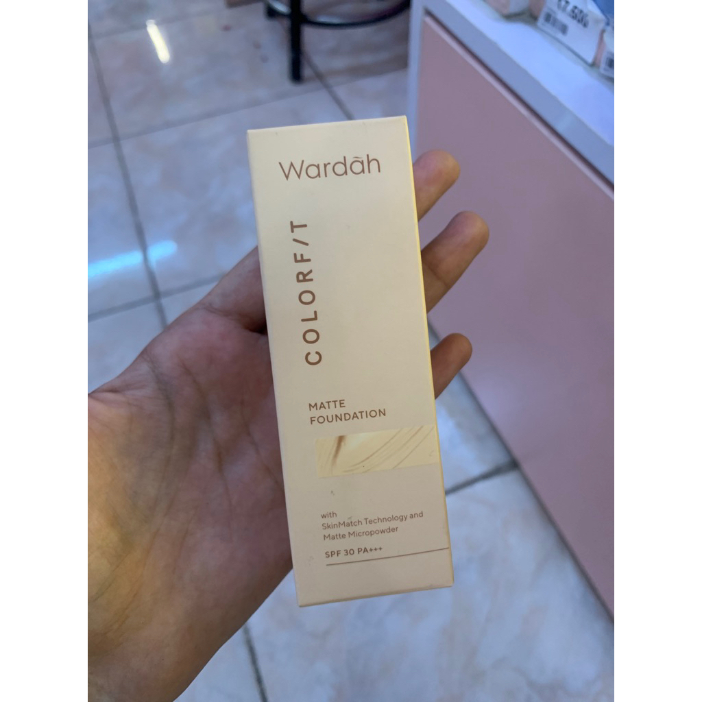WARDAH COLORFIT MATTE FOUNDATION