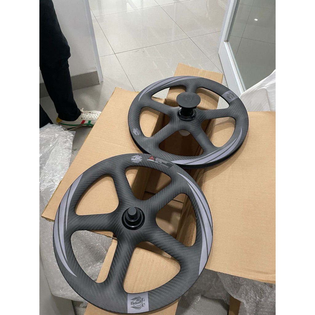 wheelset carbon lampo diskbrake 16-349 sepasang