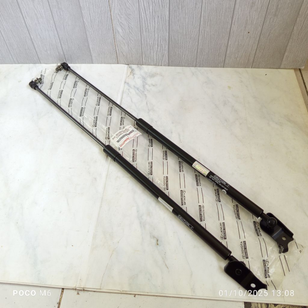 SHOCK KAP MESIN HIDROLIK TOYOTA HARRIER GEN 2 2003-2012 49155 1SET