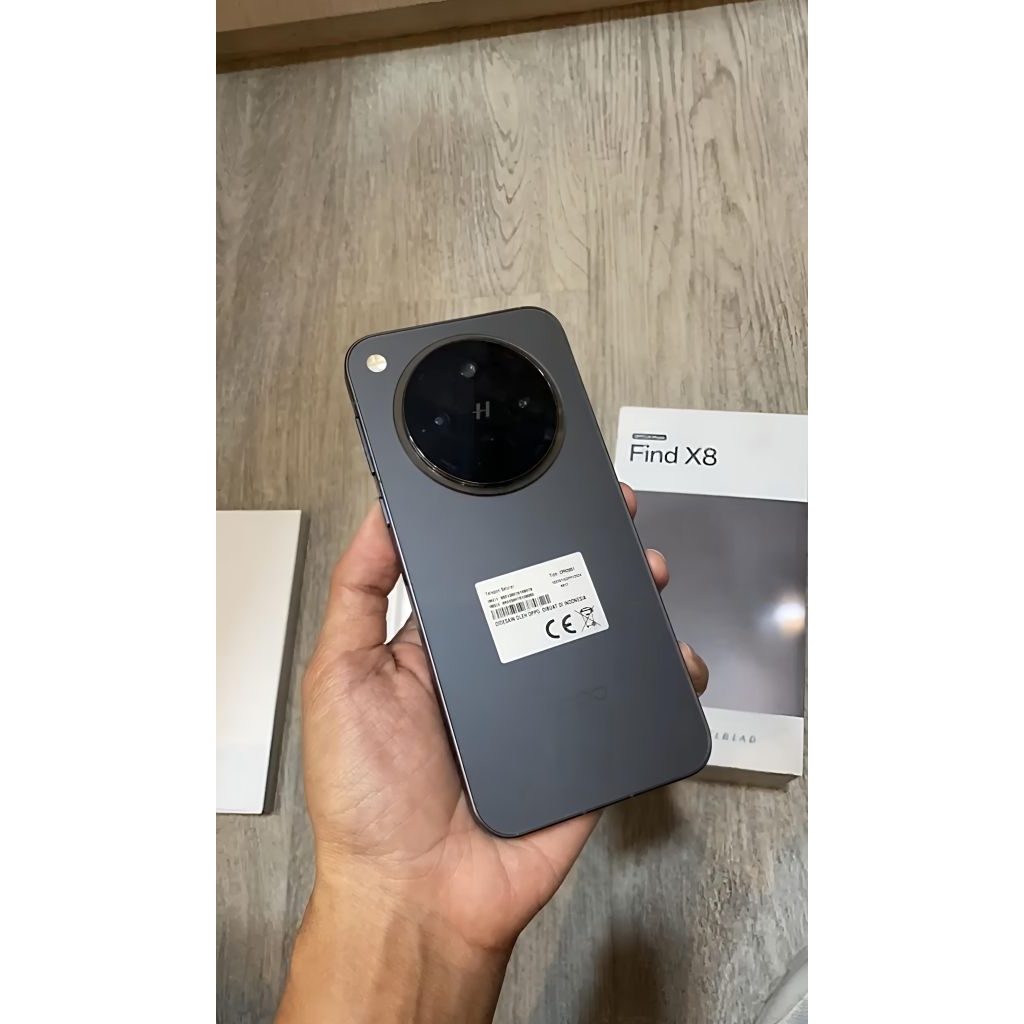 Oppo find x8 16/512 (Second)