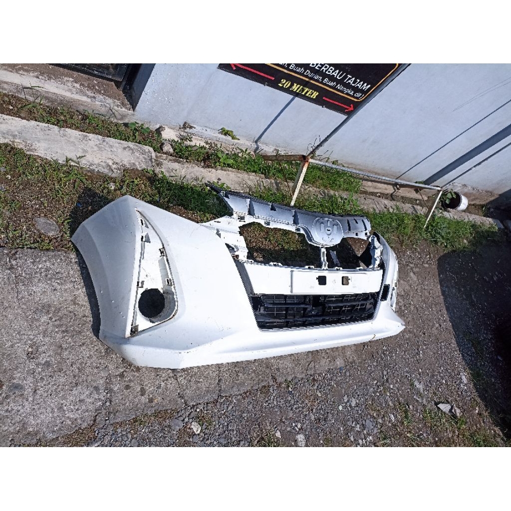 Bumper Calya Facelift