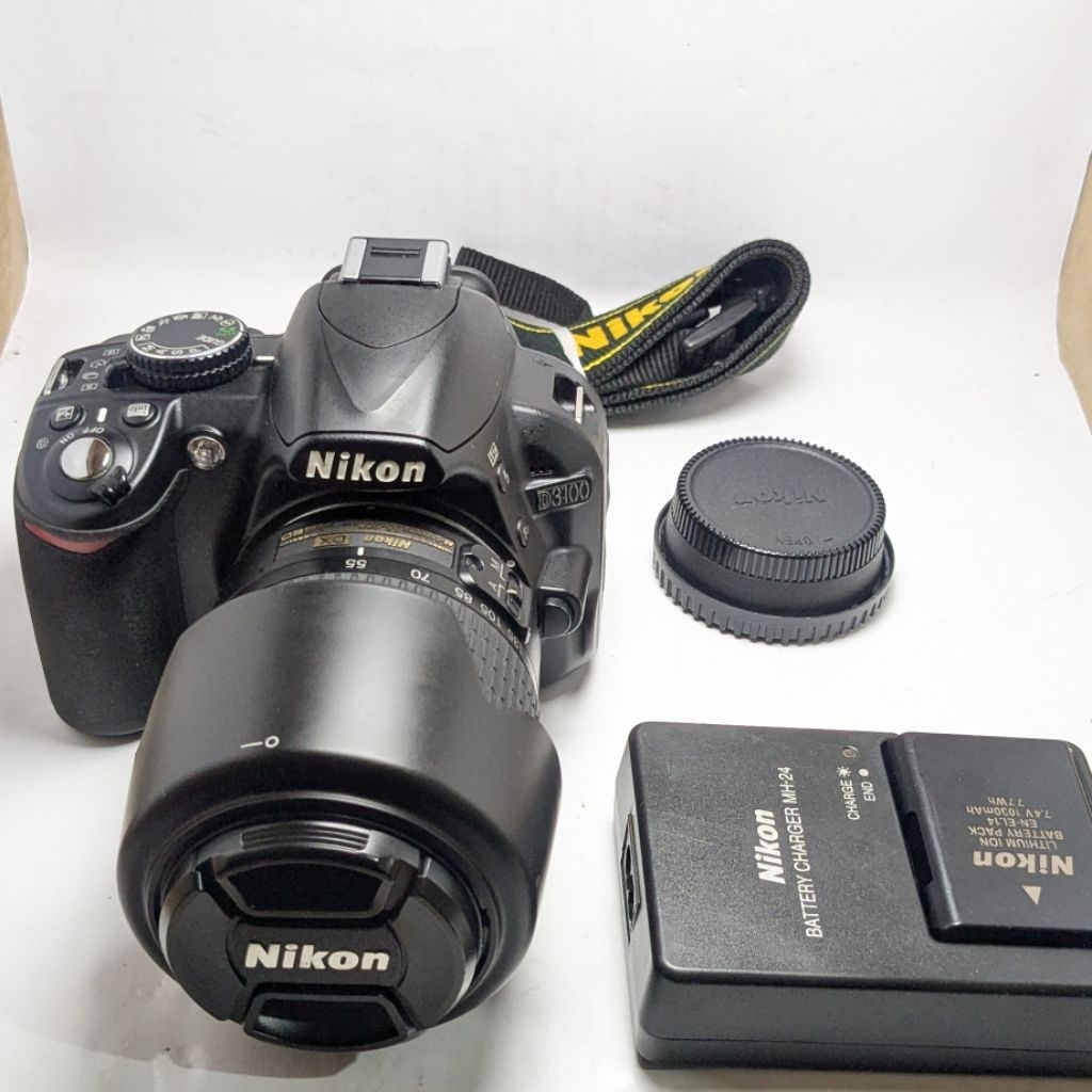 Kamera DSLR Nikon d3100 Lensa 55-200mm f4-5.6 Second Like new