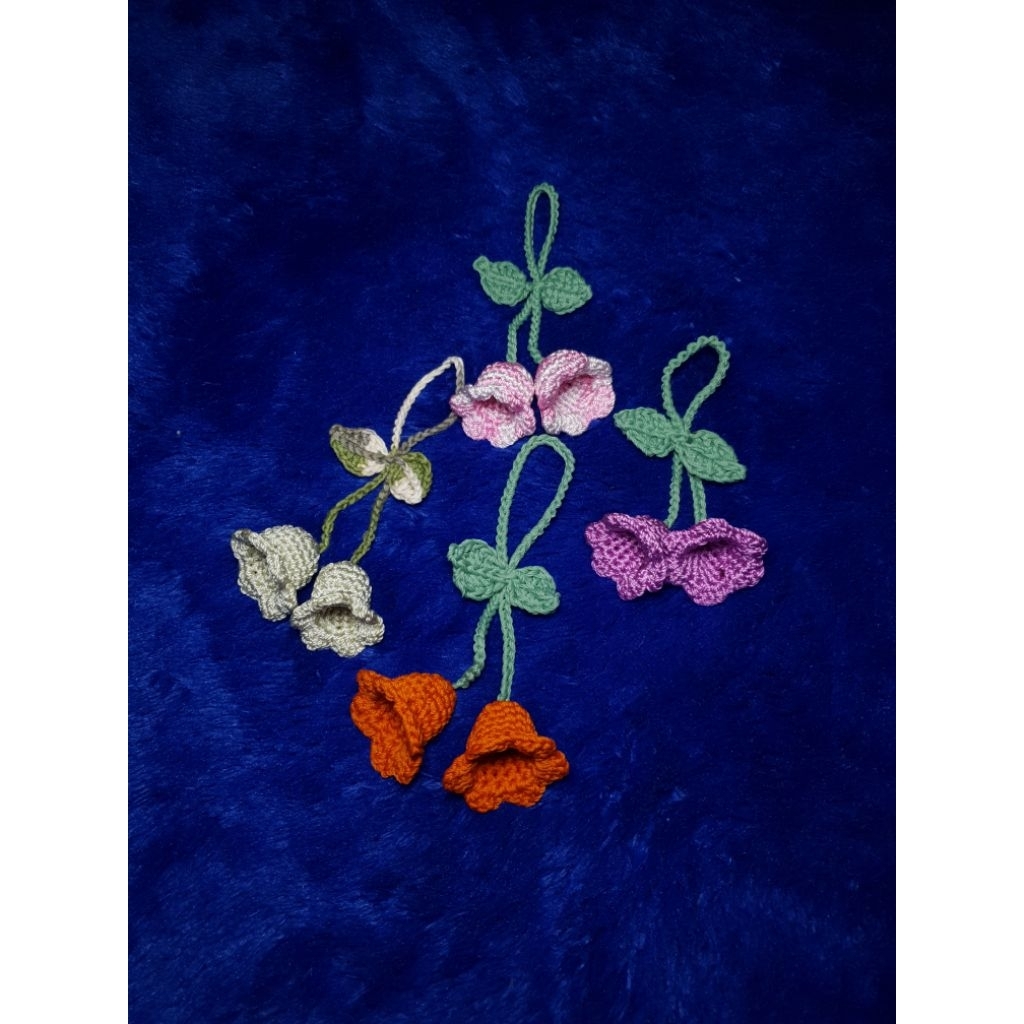 gantungan tas bunga lonceng