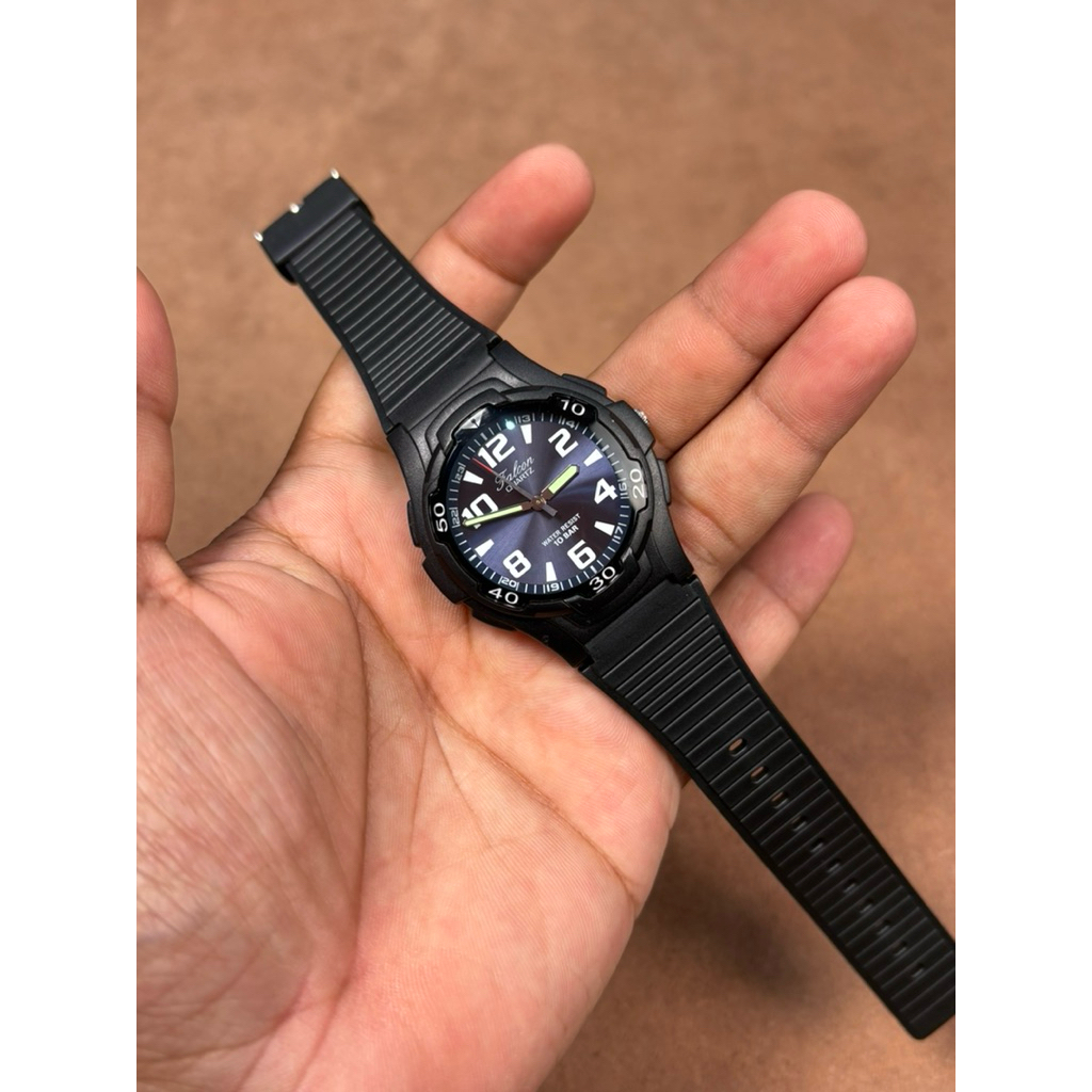 JAM TANGAN PRIA FALCON QUARTZ by QQ CAL 2035 GOLD ORIGINAL