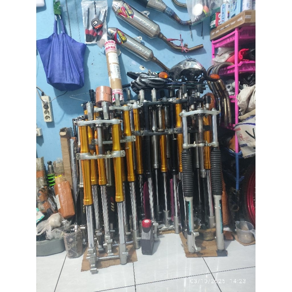 USD ORIGINAL KLX BF SE DTRACKER SE BF BIASA DTRACKER BIASA KONDISI ORIGINAL COPOTAN MOTOR