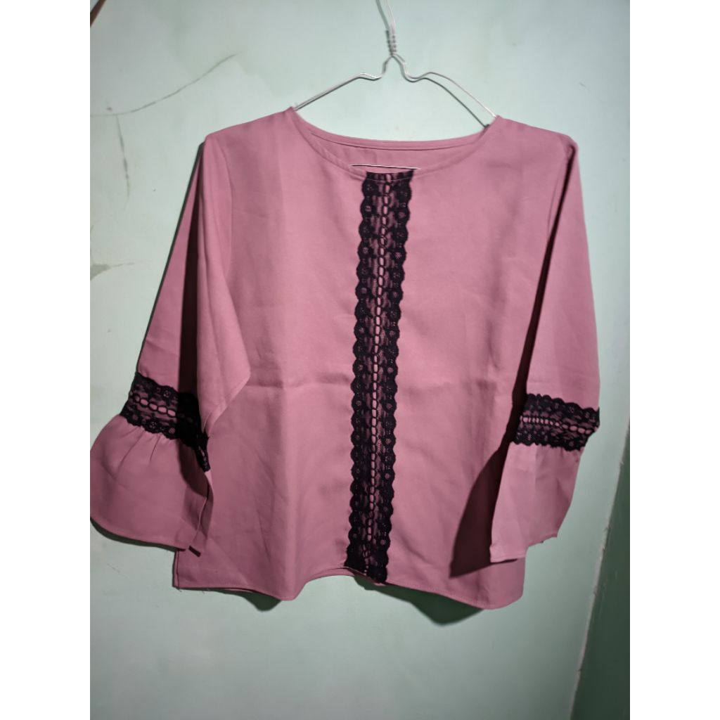 Blouse Pink Wanita Blouse lengan balon Blouse Kekinian Blouse Pink murah