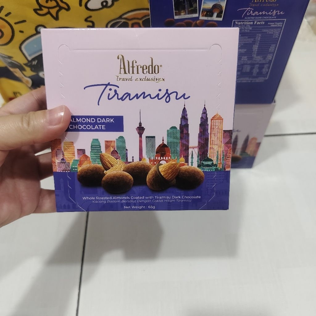 Alfredo Tiramisu Almond Dark Chocolate 65 gr