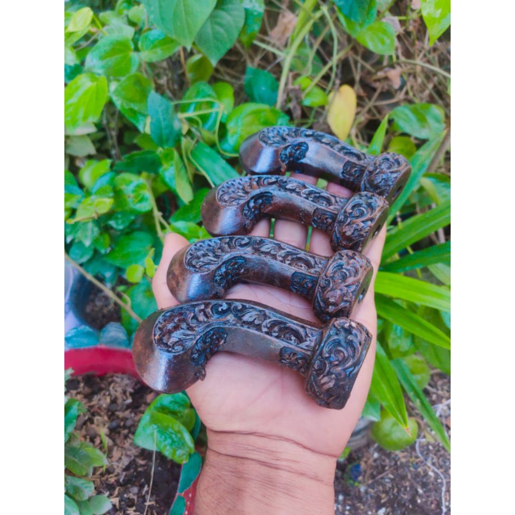 Deder ukir jawa