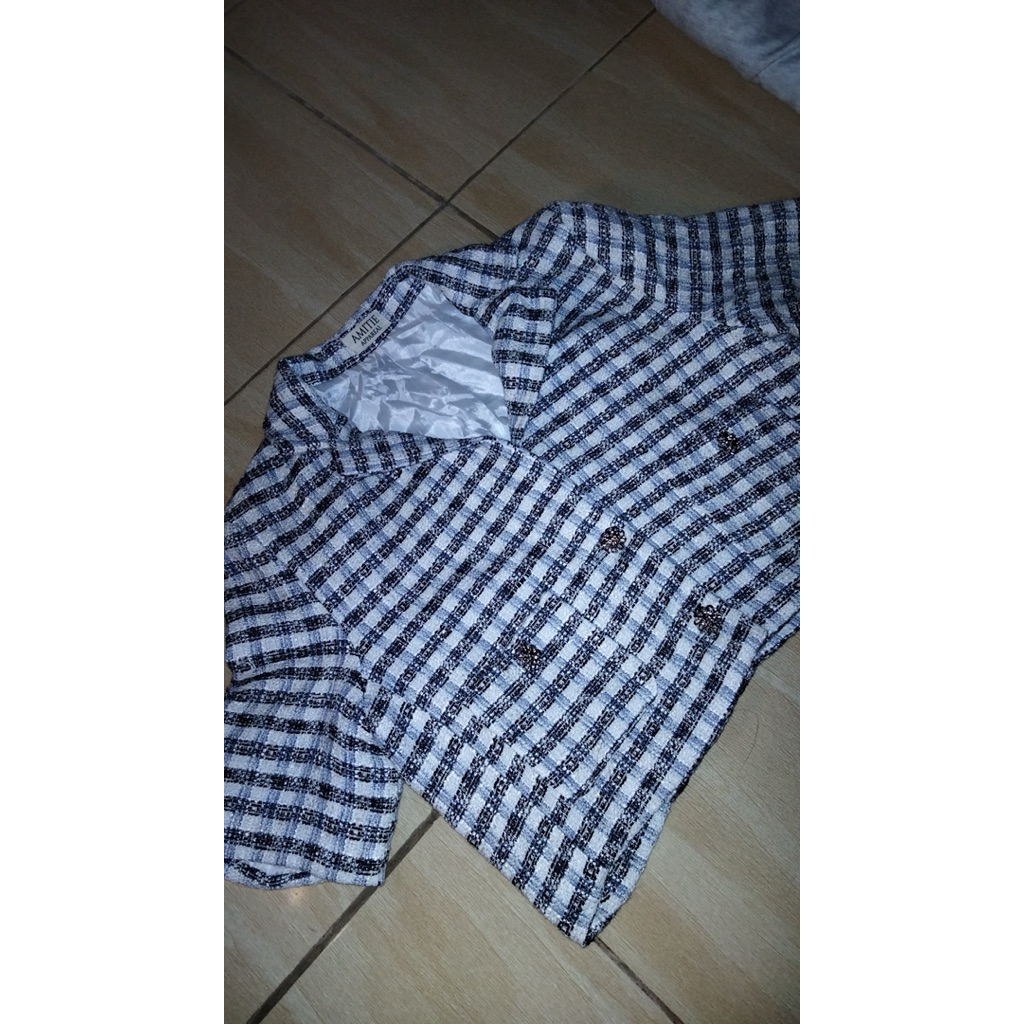 preloved Tweed Amitie Appareal