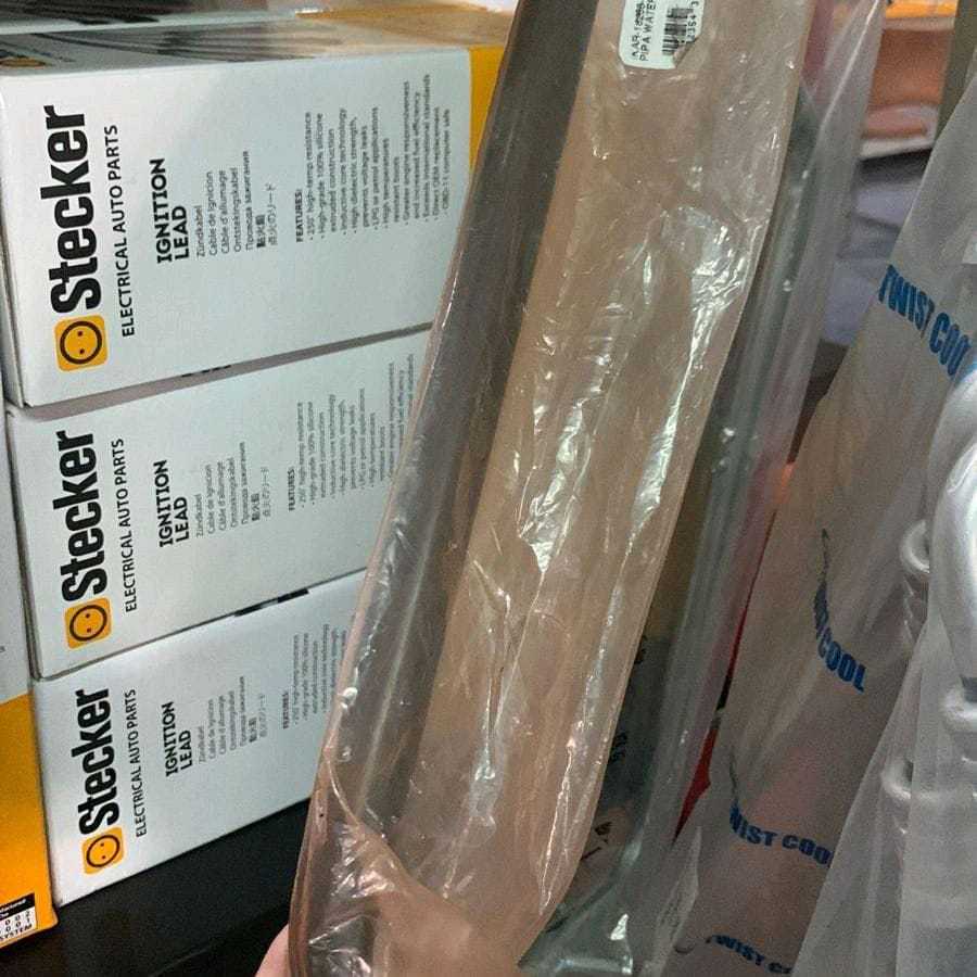 SELANG PLASTIK BYPASS RADIATOR INNOVA BENSIN ORI